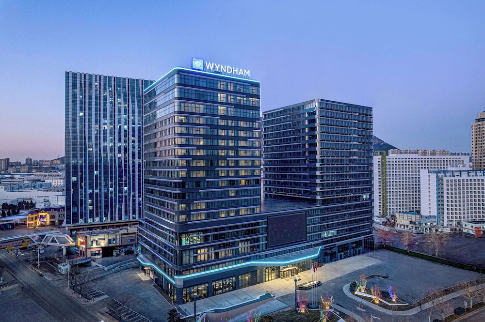 Wyndham Dalian Jinpu 4/58