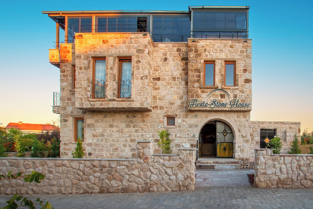 Cappadocia Fiesta Stone House 1/23