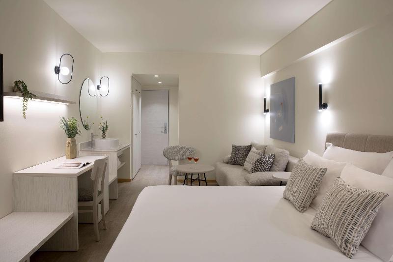 Junior Suite, Double or Twin Bed, City View