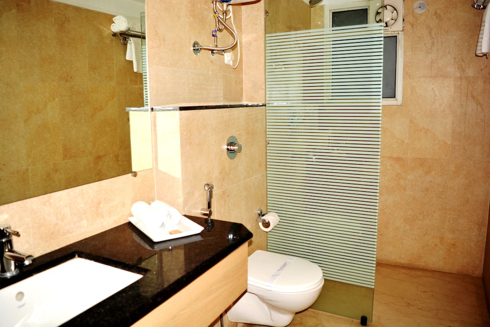 Krrish Clarks Inn 16/16
