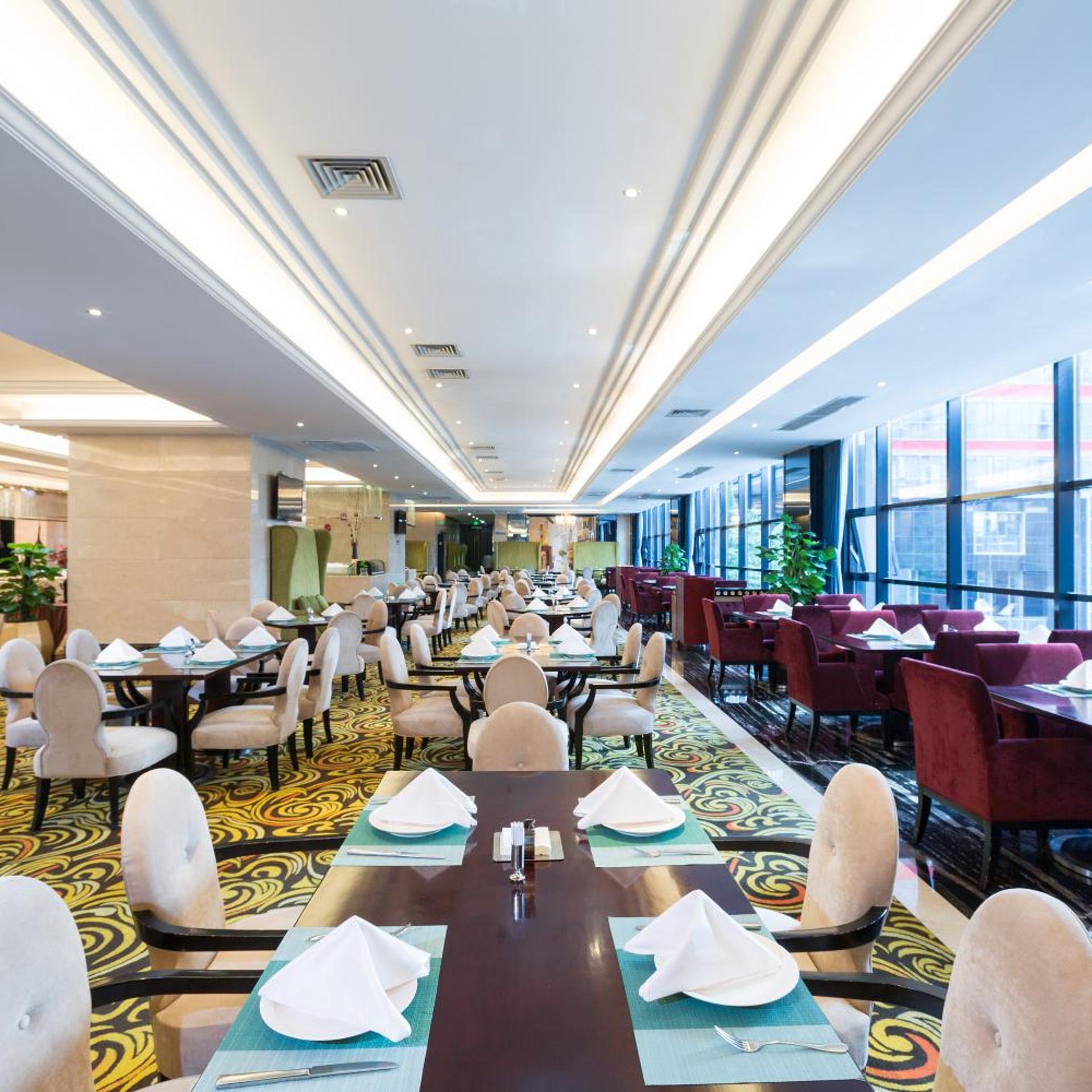 Chengdu Dading Century Hotel 40/55