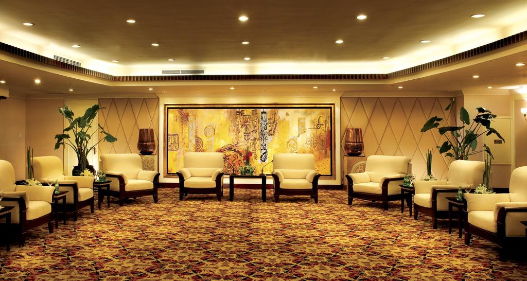 Howard Johnson by Wyndham Plaza by Wyndham Guiyang 10/20