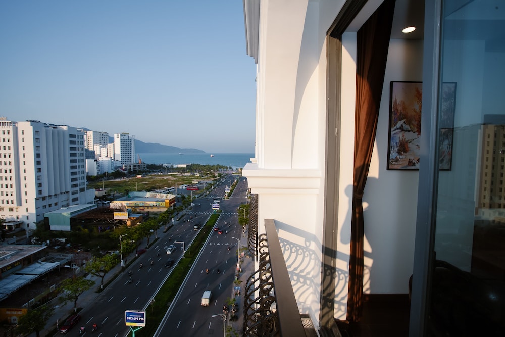 Century Hotel Da Nang 44/50