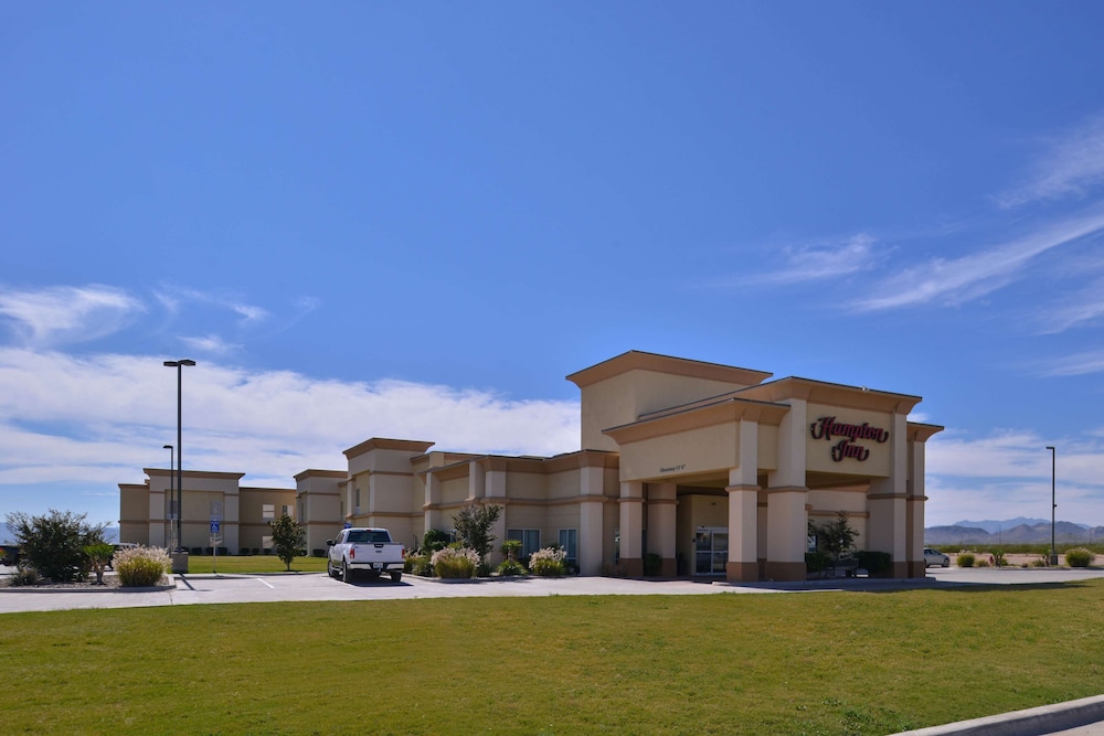 Hampton Inn Van Horn 1/48