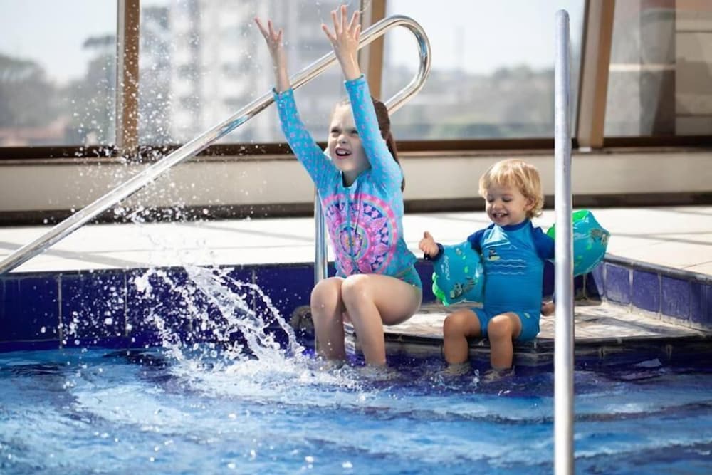 swimming pool spa