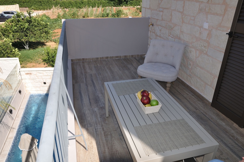 Sirocos Villas 23/50