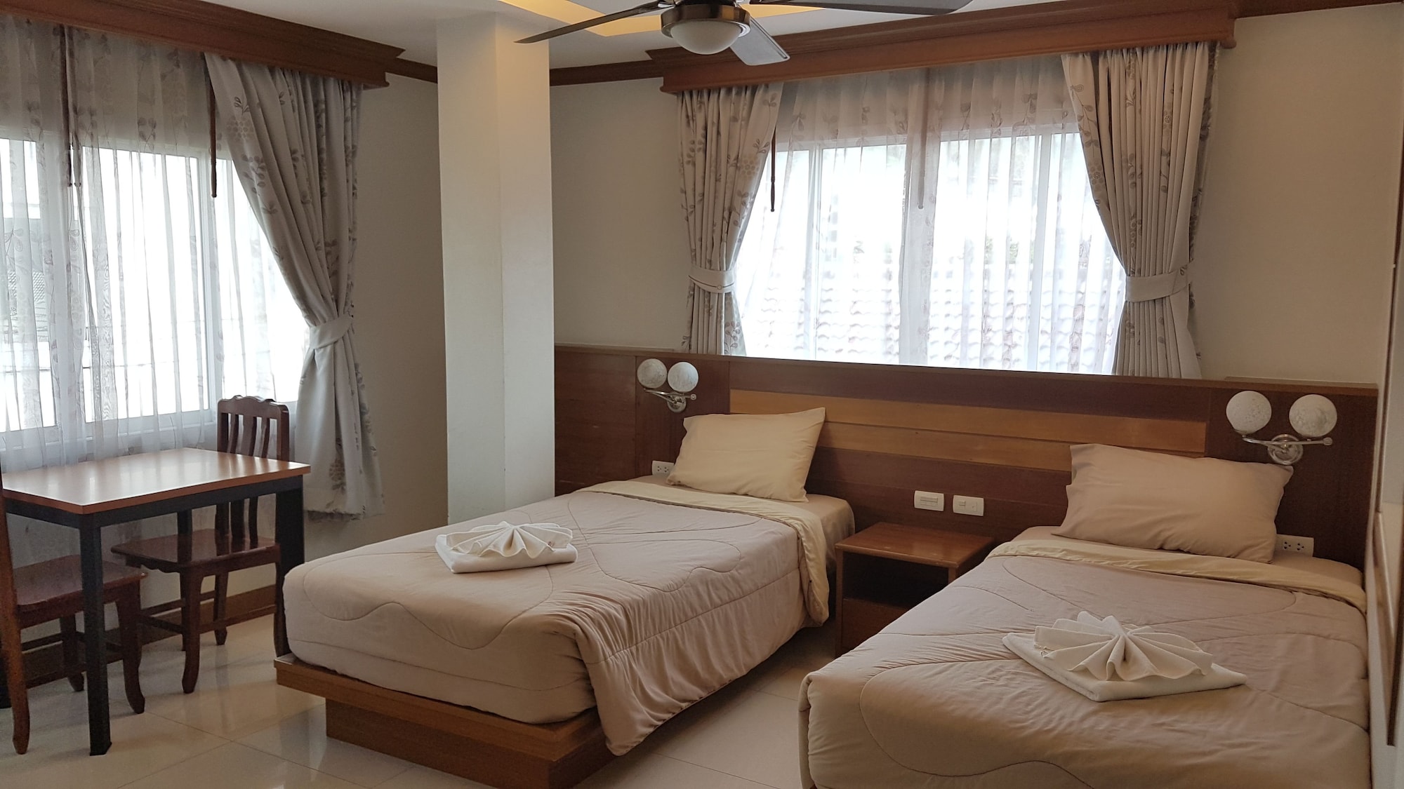 غرفة ديلوكس بسريرين منفصلين بمطبخ صغير، Green Harbor Hotel And Service Apartment 7/10
