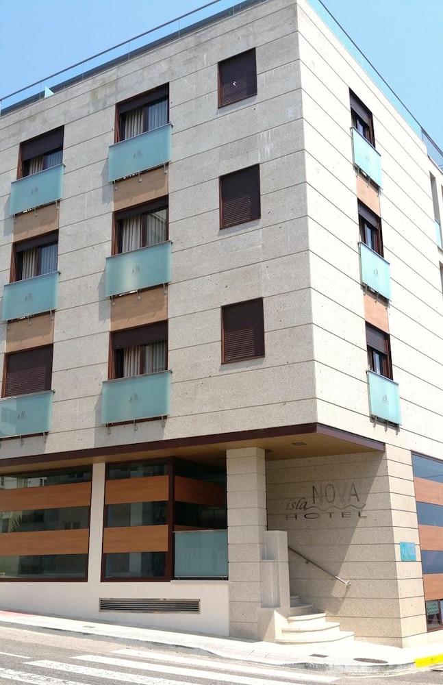 Isla Nova Hotel 4/56