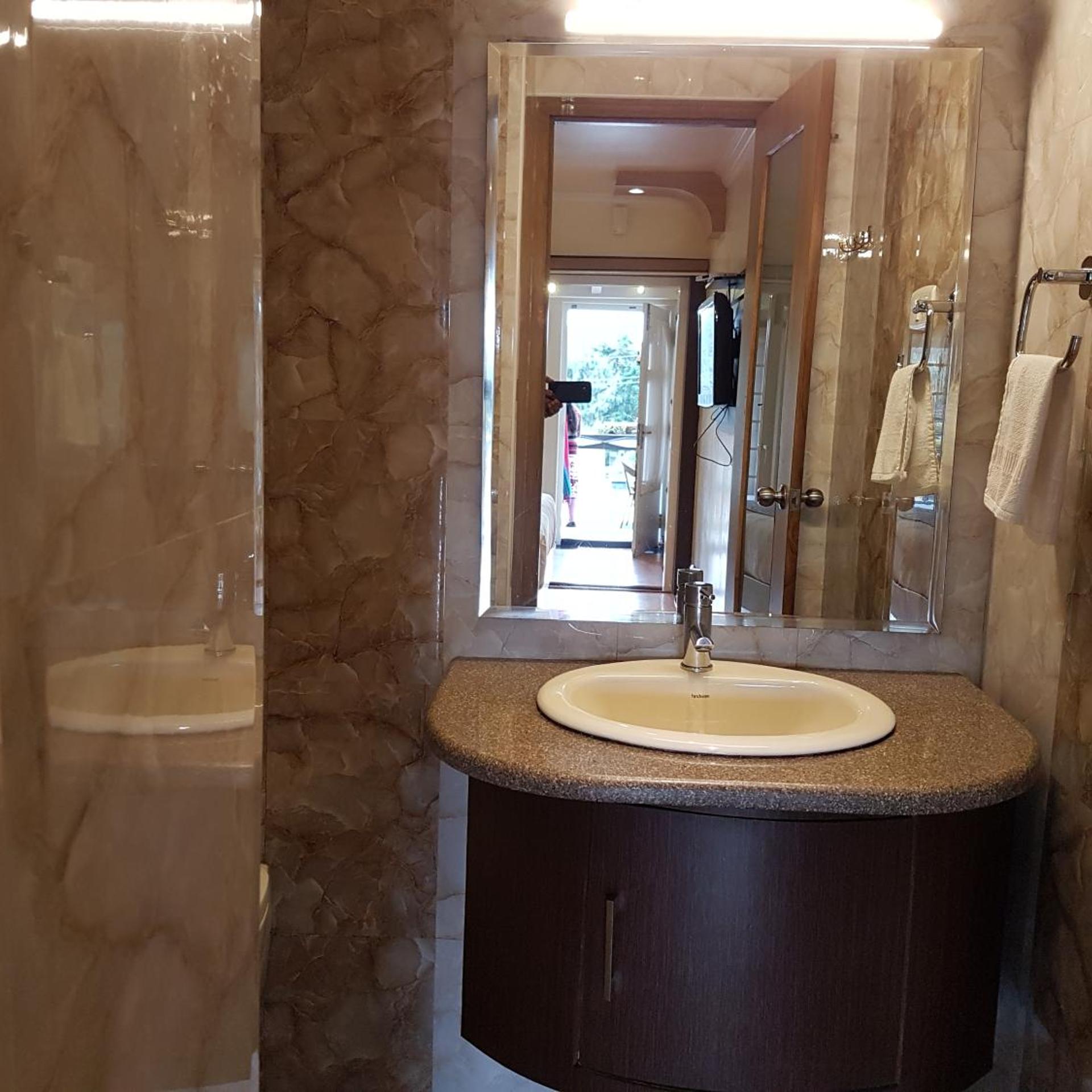 HOTEL DARSHAN 55/55
