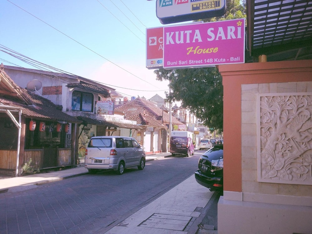 Kuta Sari House 25/26