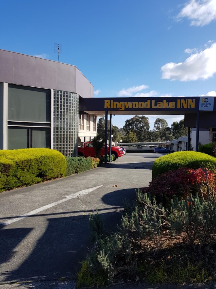 Ringwood Lake Inn 4/61