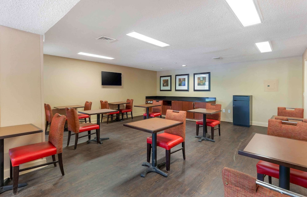 Extended Stay America Raleigh Rtp 4919 Miami Blvd 34/50