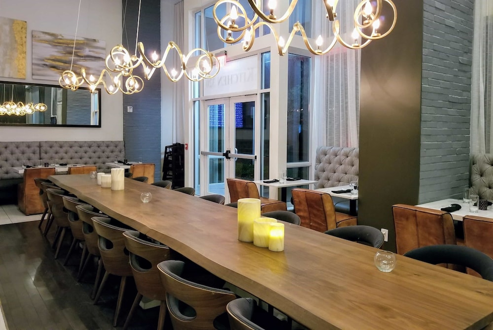 Tryp By Wyndham Savannah 52/60