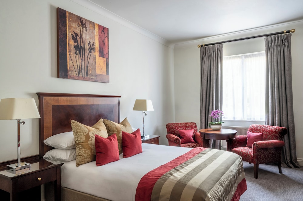 Audleys Wood Hotel 2/50