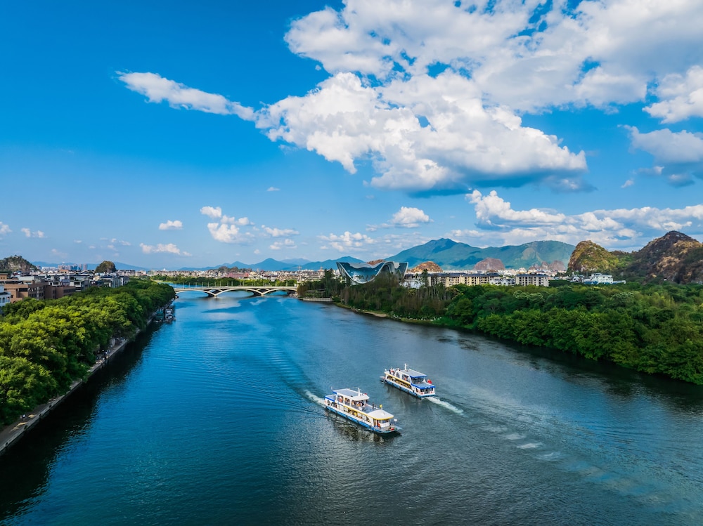 Guilin Zheng Yang Inn 47/57