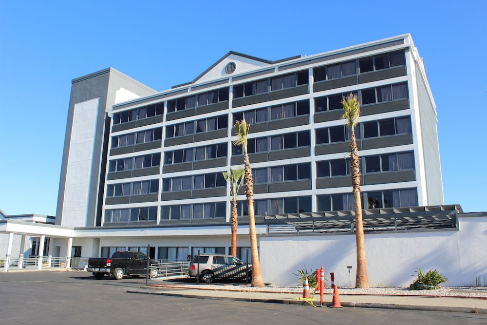 Radisson Hotel Oakland Airport 3/63