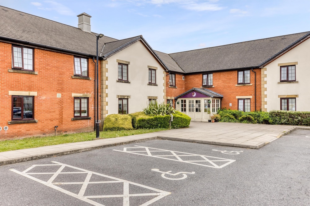 Premier Inn Waltham Abbey 51/54