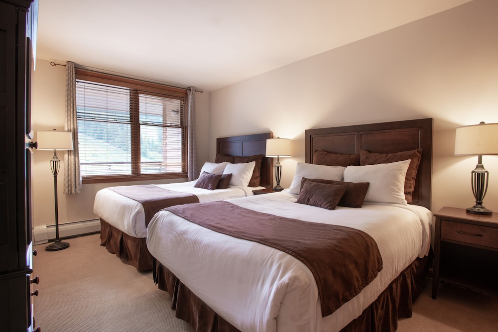 Zephyr Mountain Lodge 17/50