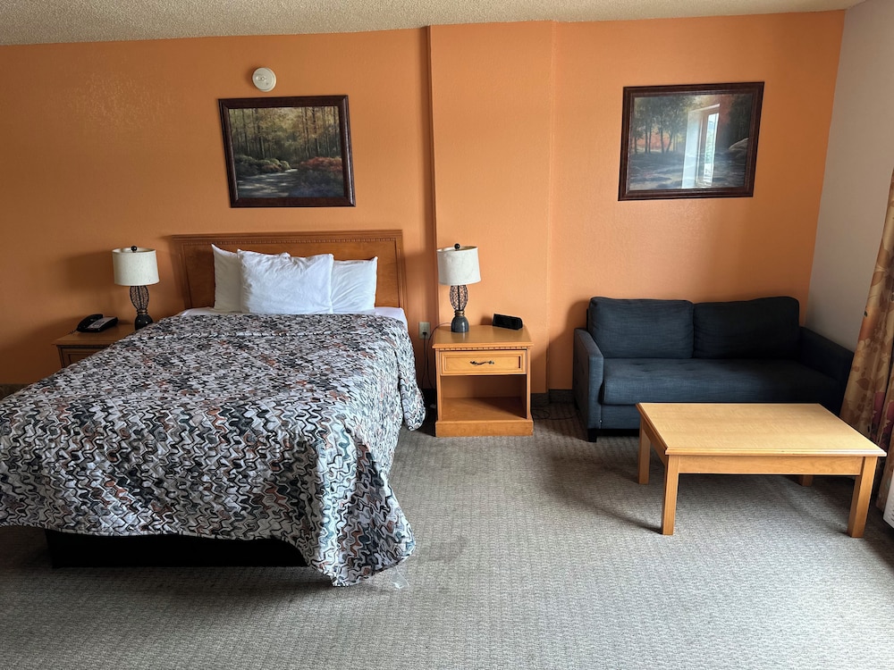 Grand Smokies Resort Lodge Pigeon Forge 18/36