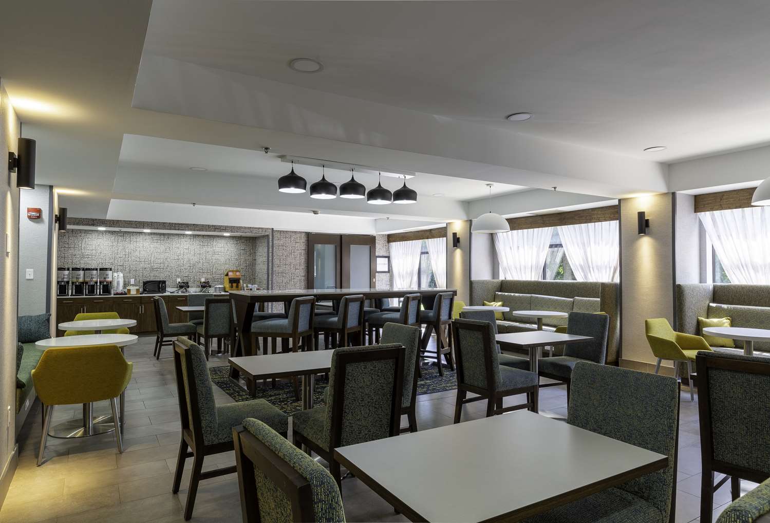 restaurant cafeteria
