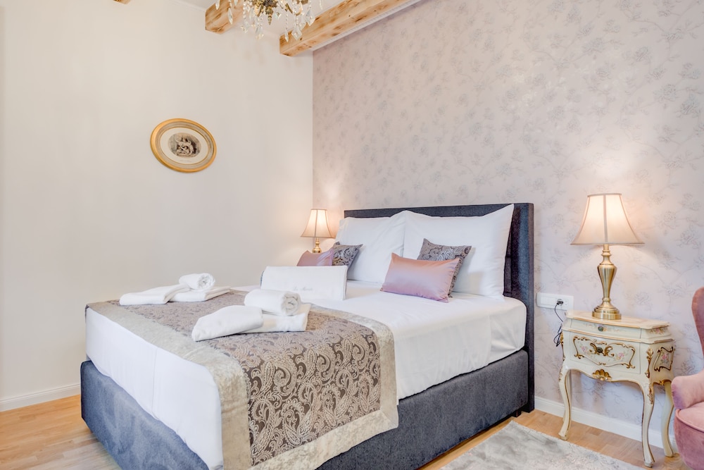 Le Monde Luxury Accommodation 15/63