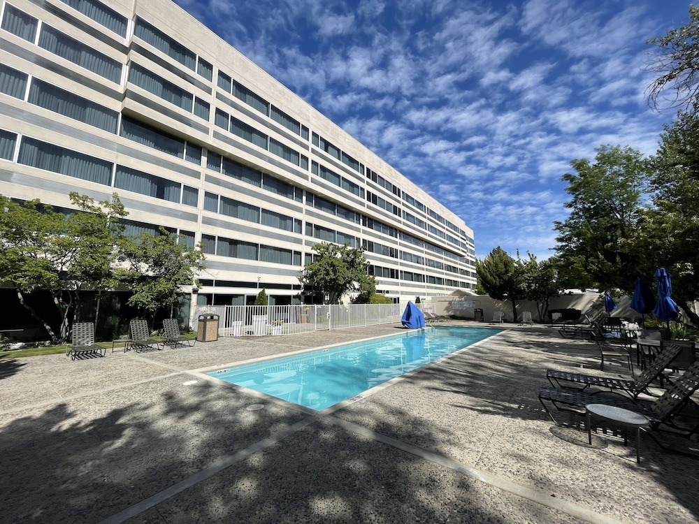 Holiday Inn Express Boise University Area 1/78