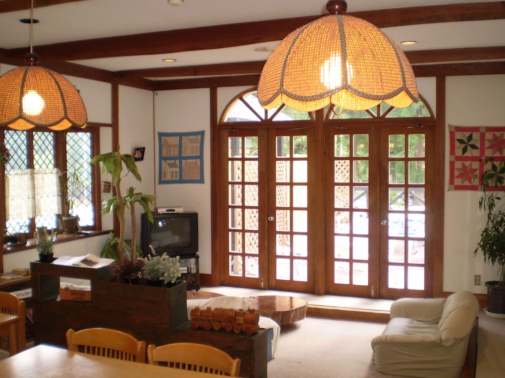 Pension Chauchau 12/16