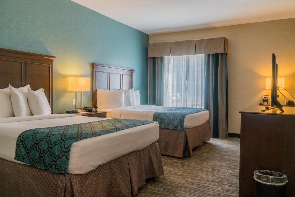 Heritage Place Hotel & Suites 15/48