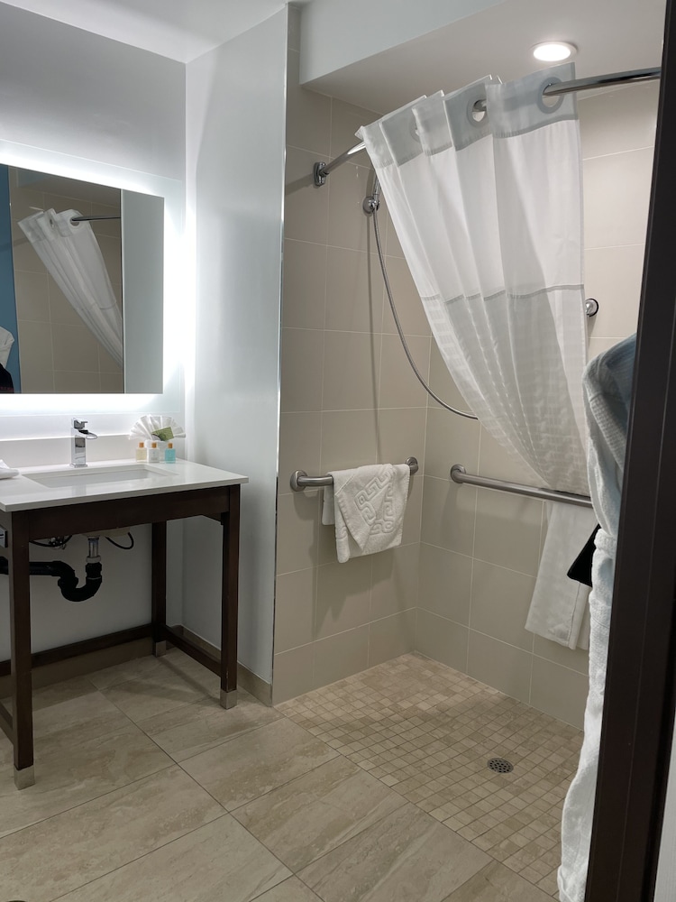The Cove Hotel, Ascend Hotel Collection 38/67