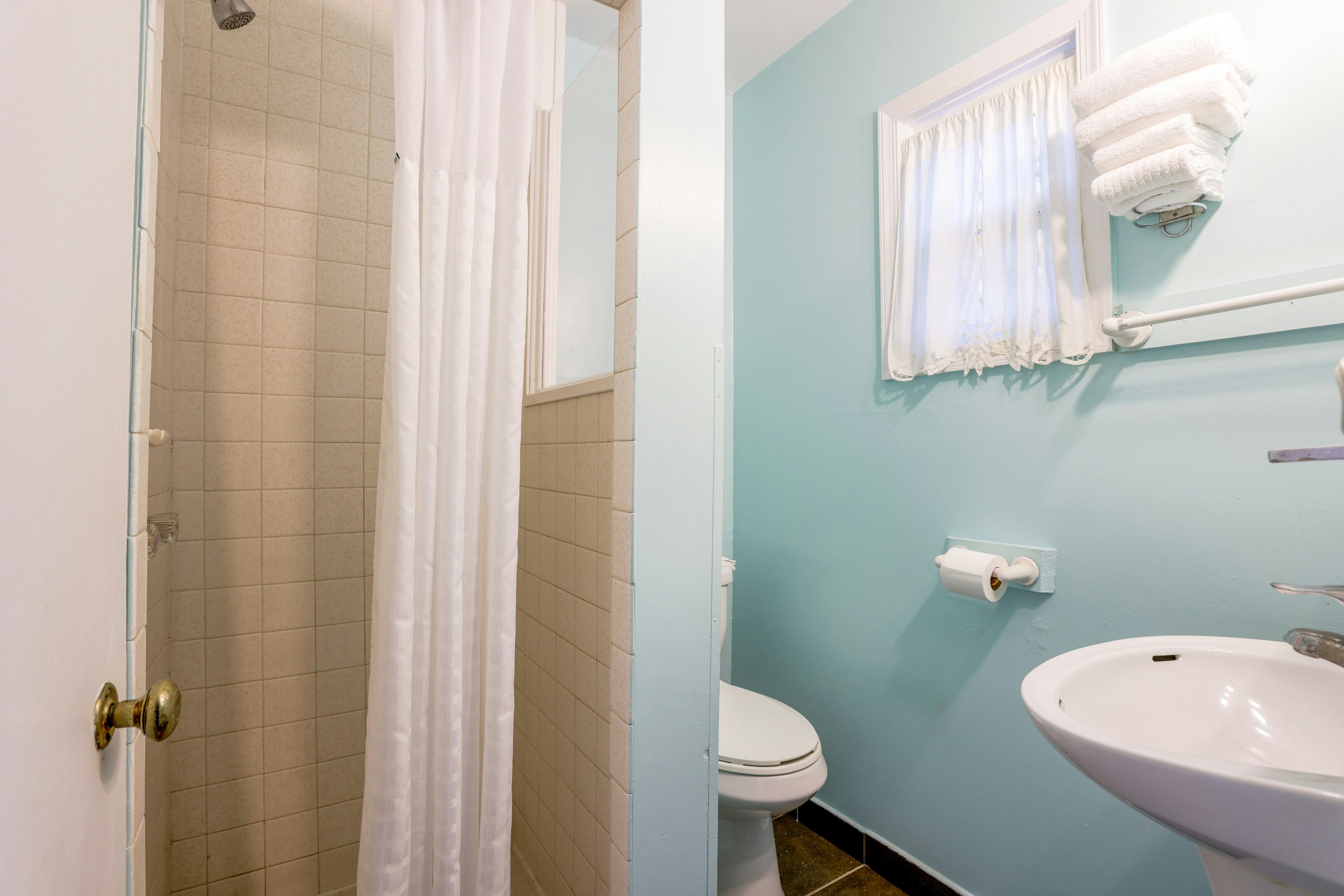 غرفة بسرير كينج لغير المدخنين، Relax Inn By OYO Natural Bridge I-81 7/8