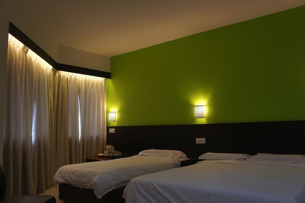Meldrum Hotel 31/42