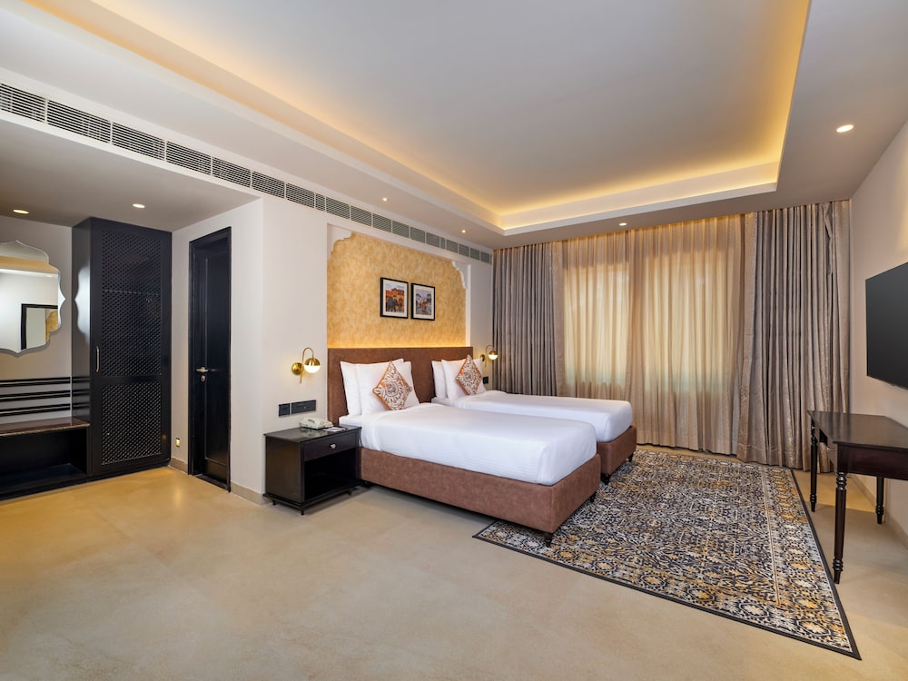 Pride Amber Villas Resort 23/55