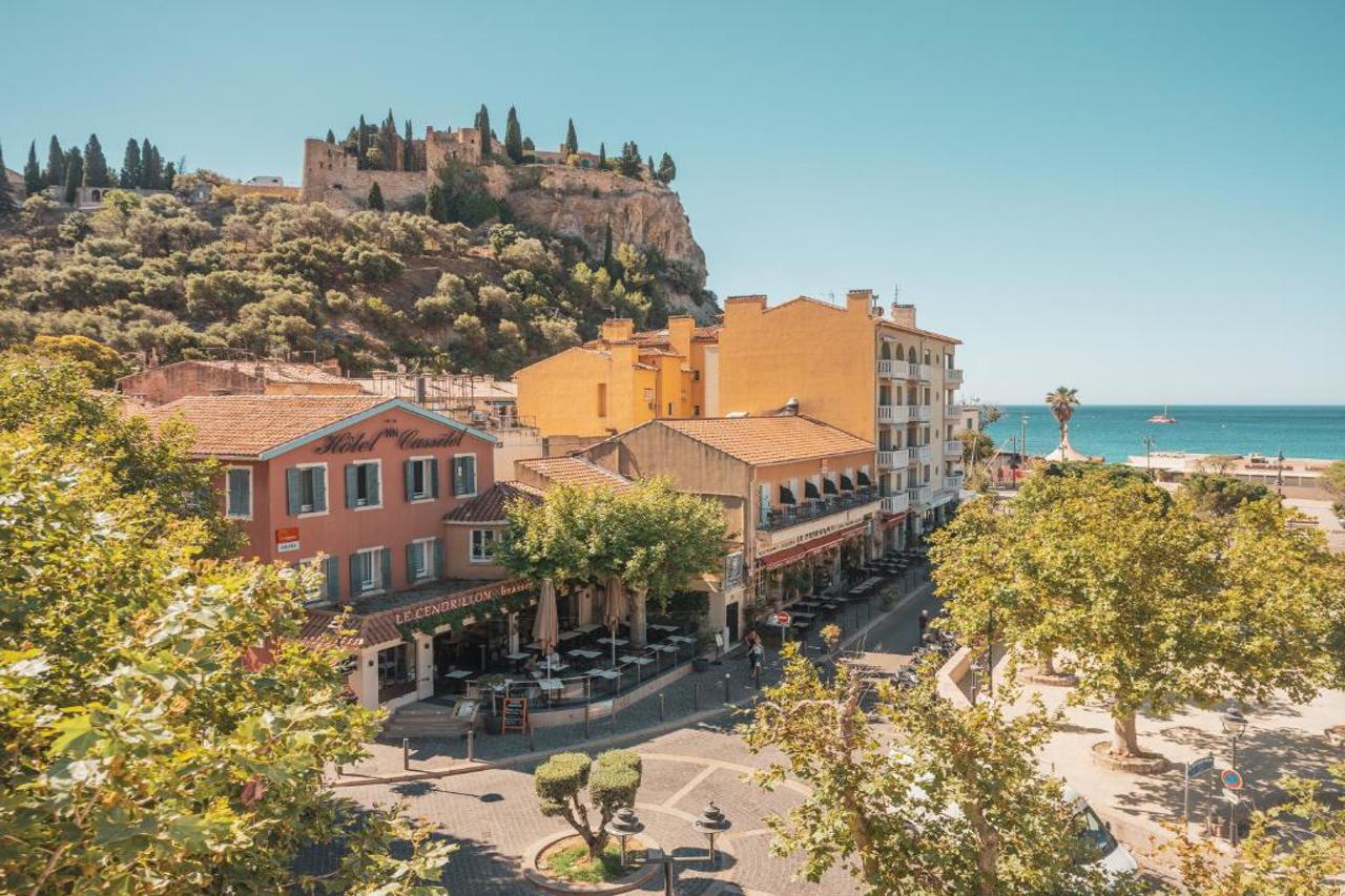 Hotel Liautaud Cassis by Germain Collection 32/33