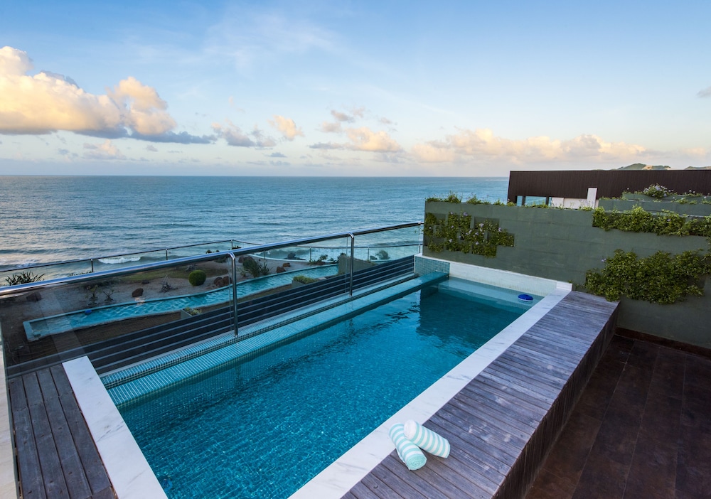 Vogal Luxury Beach Hotel & Spa 36/48