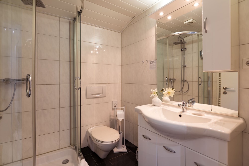 Hotel am Rosenplatz 45/51