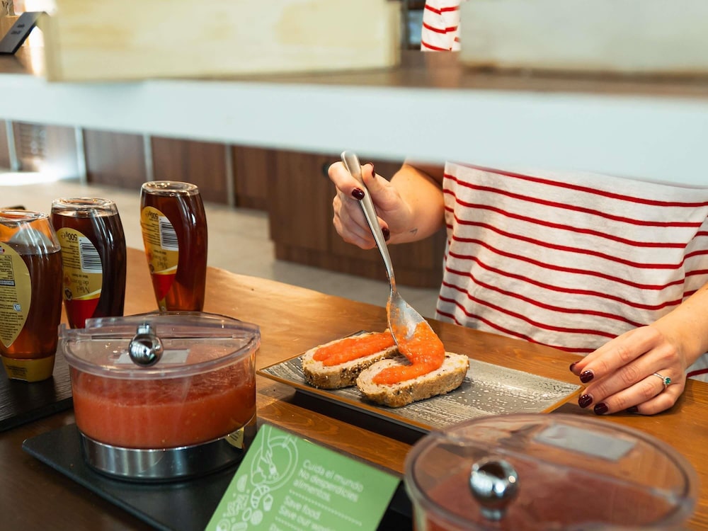 Ibis Styles Sevilla City Santa Justa photo4