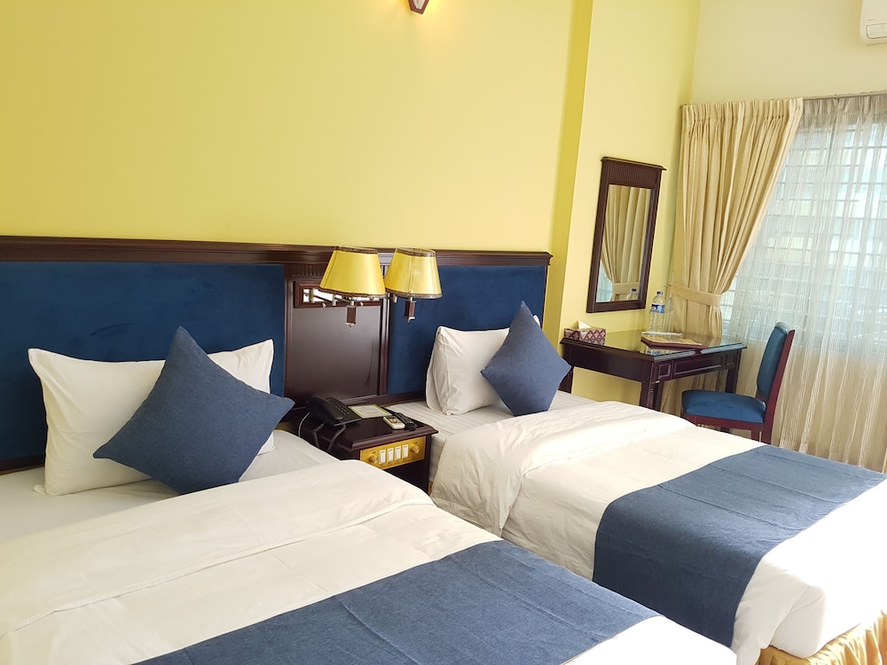 HOTEL VALLEY GARDEN 32/67