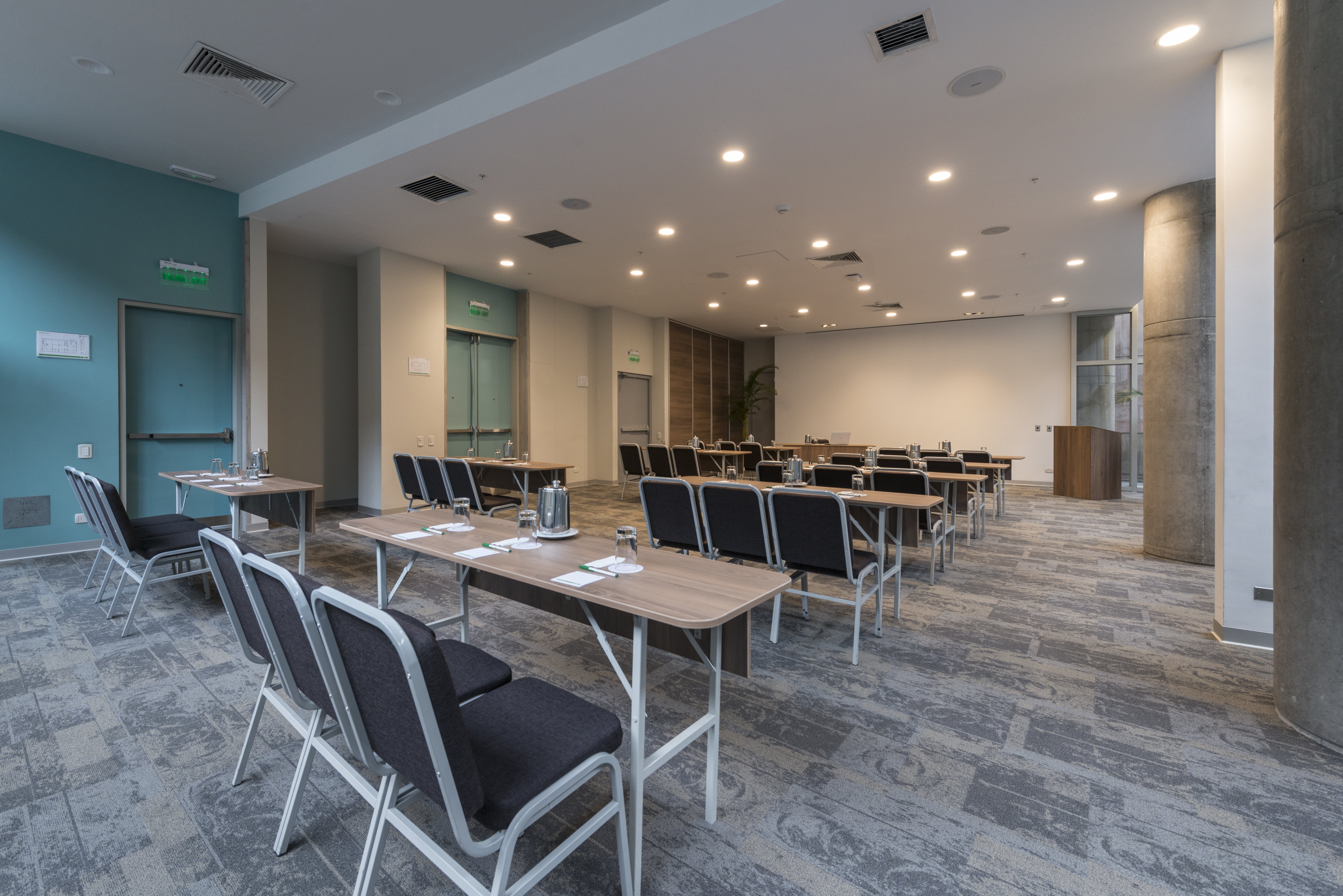 Holiday Inn Lima Airport 37/50