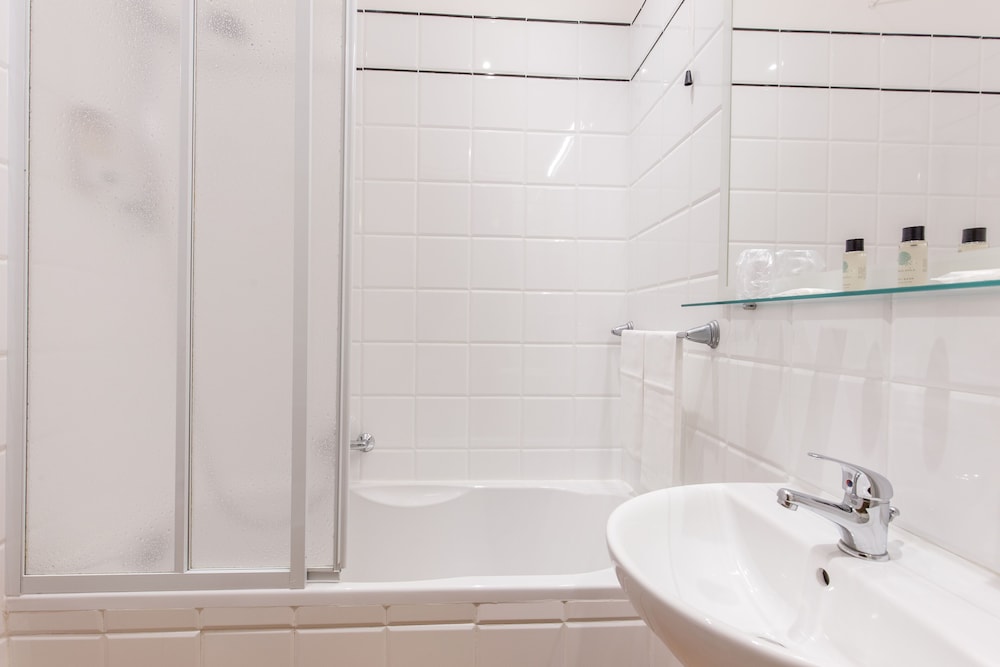 Hotel Trastevere 34/40