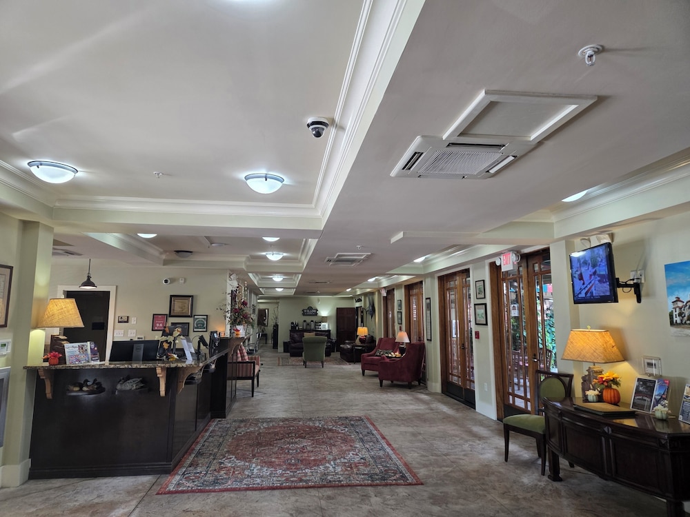 Inlet Sports Lodge 8/50