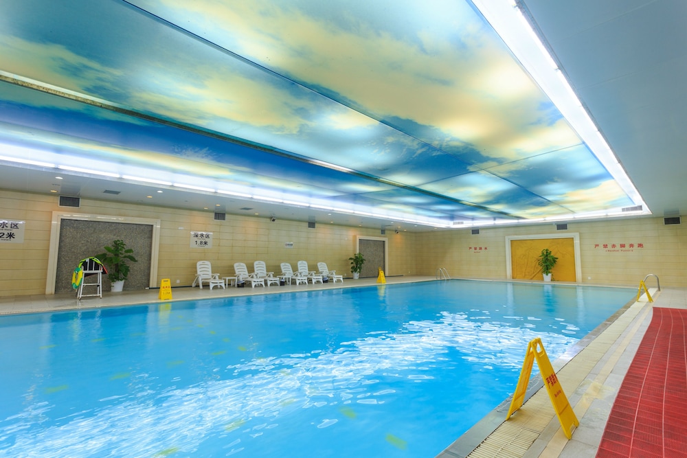 Changsha Xiaoxiang Huatian Hotel 29/54
