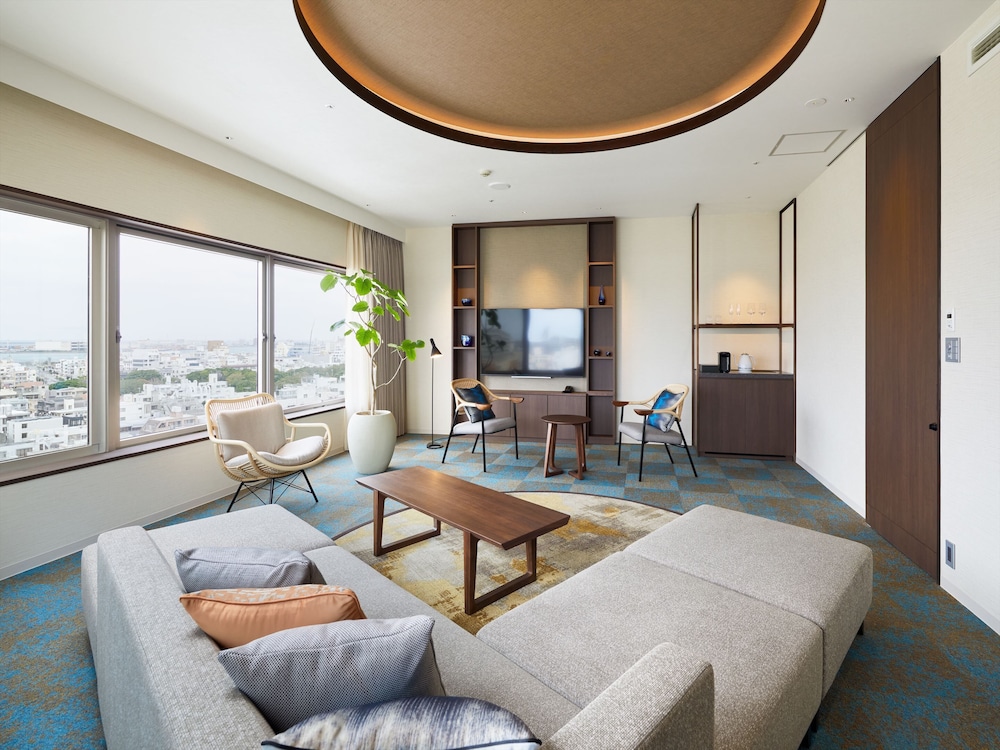 Okinawa NaHaNa Hotel & Spa 40/67