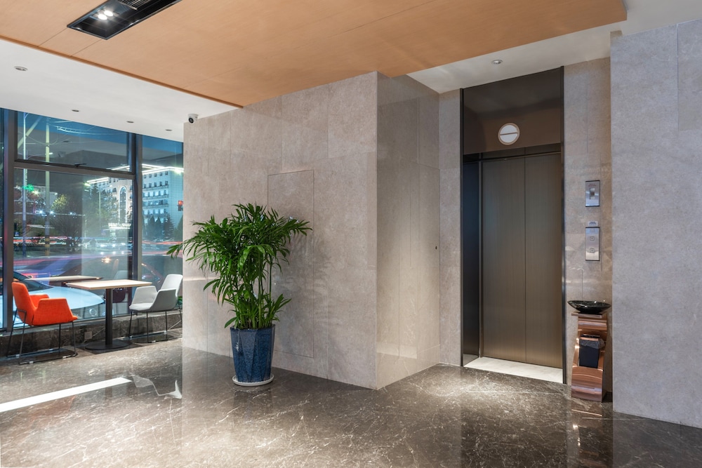 Holiday Inn Express Yangquan City Center 2/53