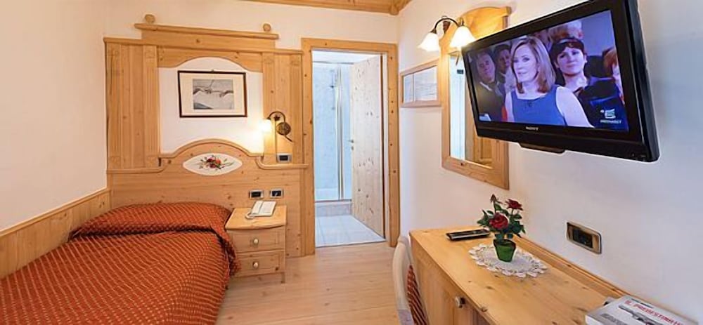 Lady Maria Hotel And Resort 55/70