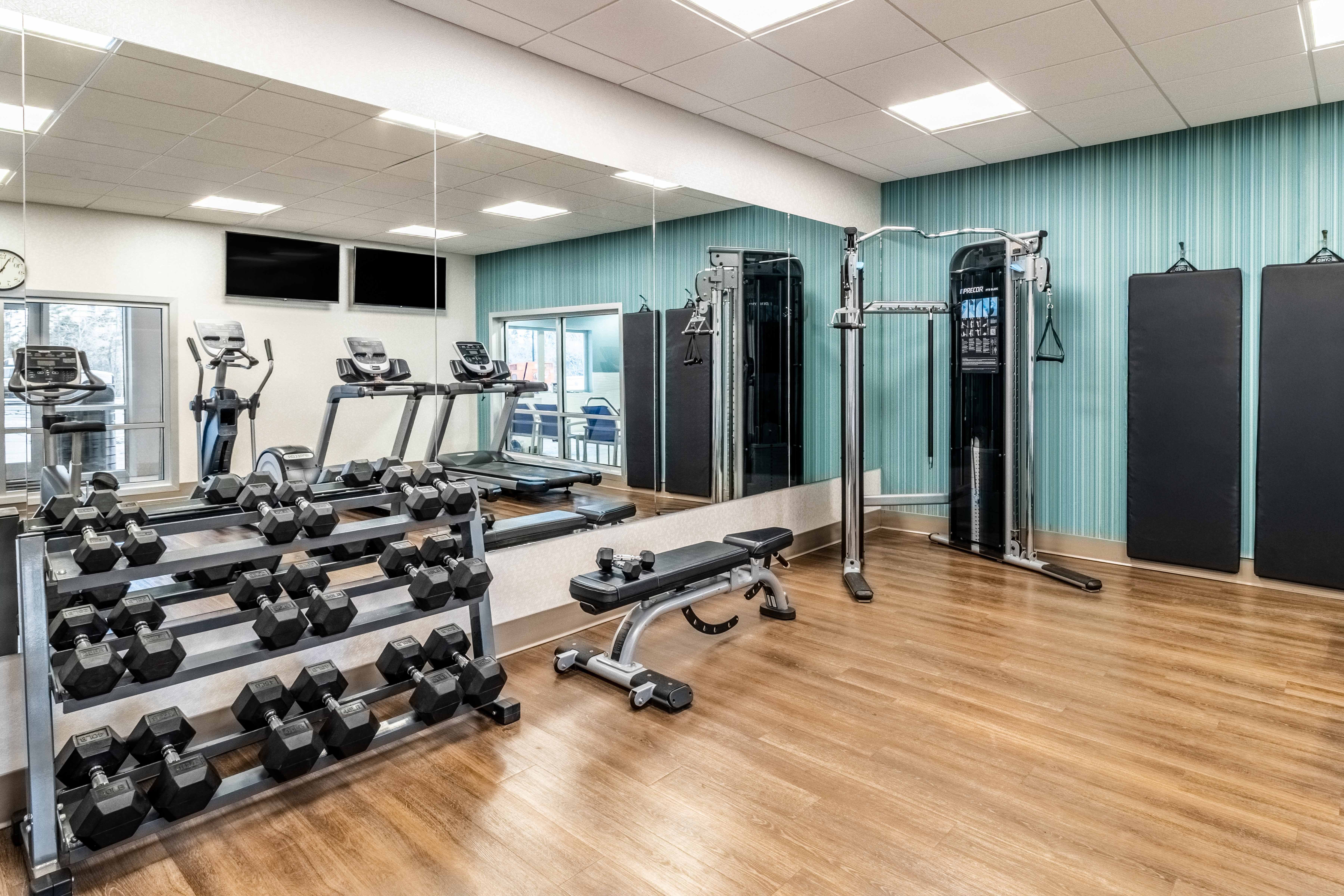 Holiday Inn Express And Suites Halifax - Dartmouth 44/71