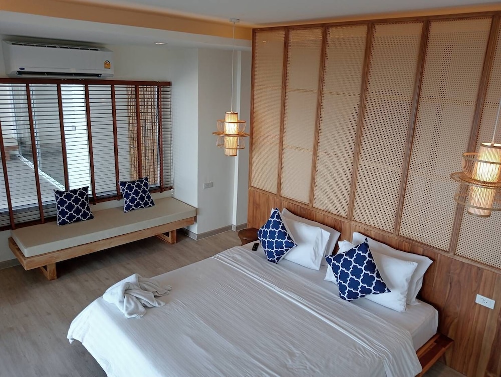 PREMIUM, BEACH FRONT, GROUND FLOOR