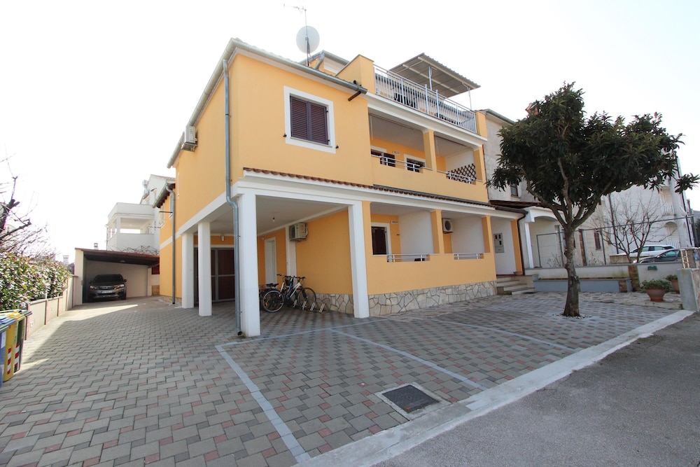 Apartments Matosevic 44/50