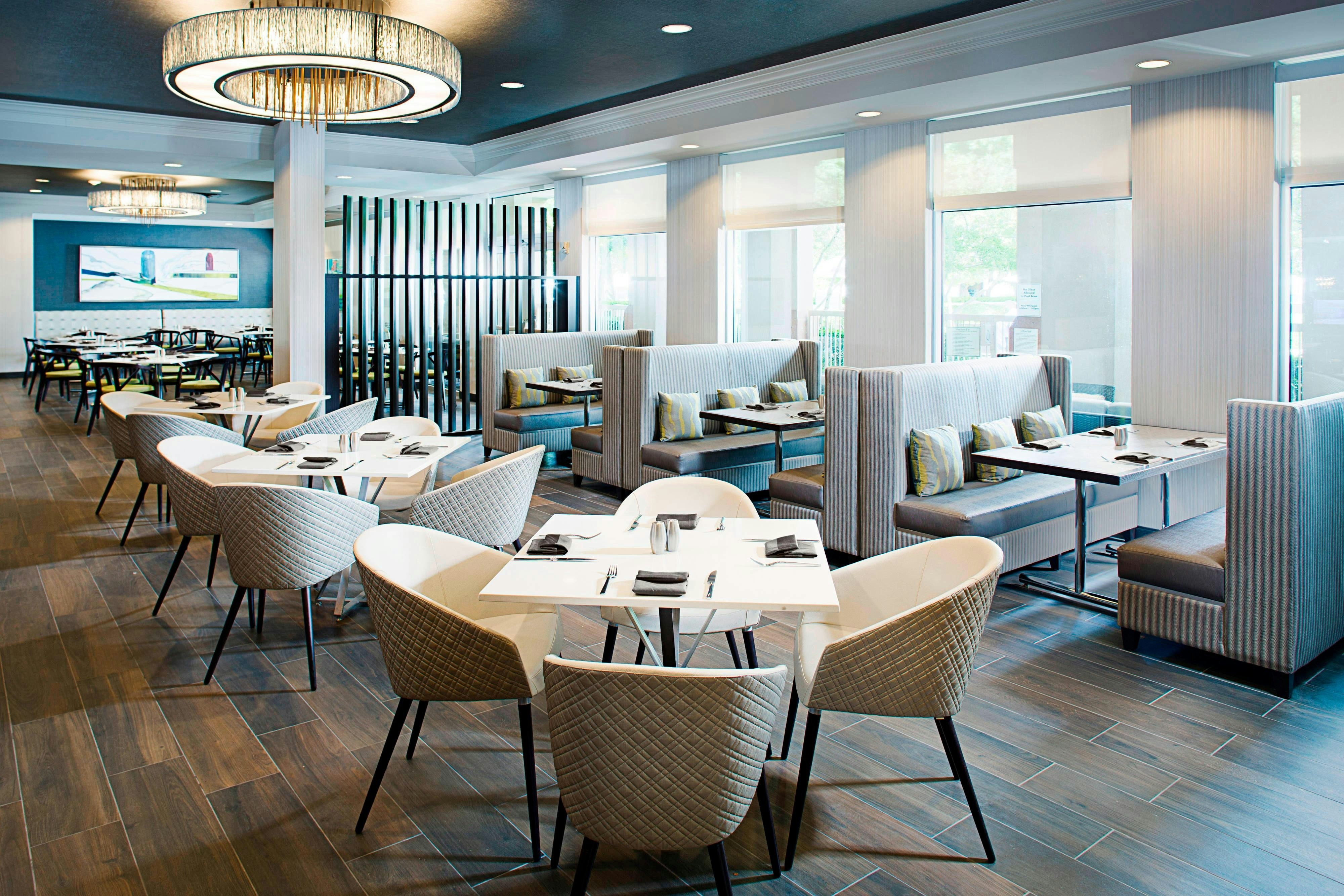 Marriott Suites Dallas Market Center 40/62