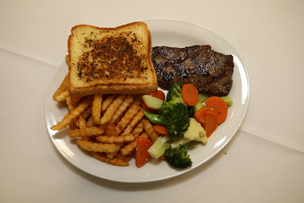 Continental Inn And Suites 26/50