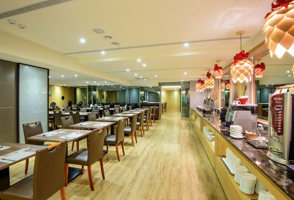 Stay Hotel Taichung Yizhong 24/34